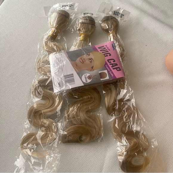 Other - 18” 20” 22” Sun Streaked Blonde Sew In Weave Extensions NEW Deep Ocean Waves